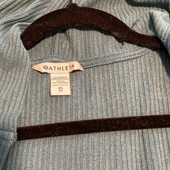 EUC Athleta Harmony Pose Wrap - XS - Picture 6 of 13